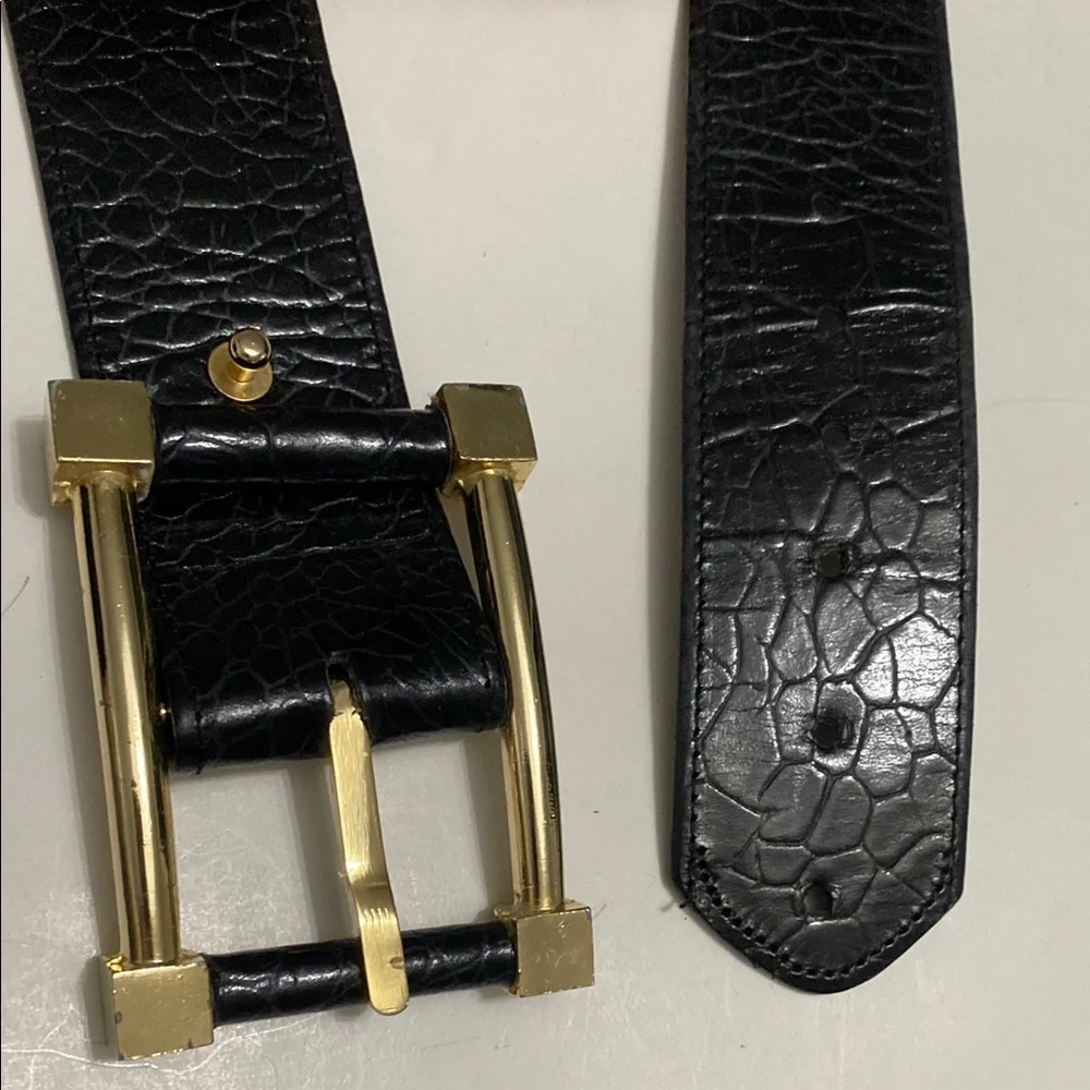 Black WIDE Belt with Croc design and Gold Buckle - Picture 3 of 14